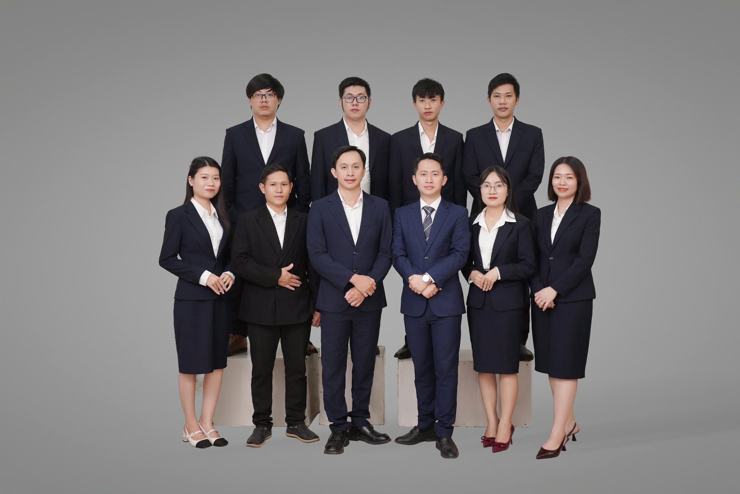 Chúng tôi xây dựng môi trường làm việc chuyên nghiệp, minh bạch, đoàn kết và tạo cơ hội phát triển lâu dài cho mỗi thành viên.