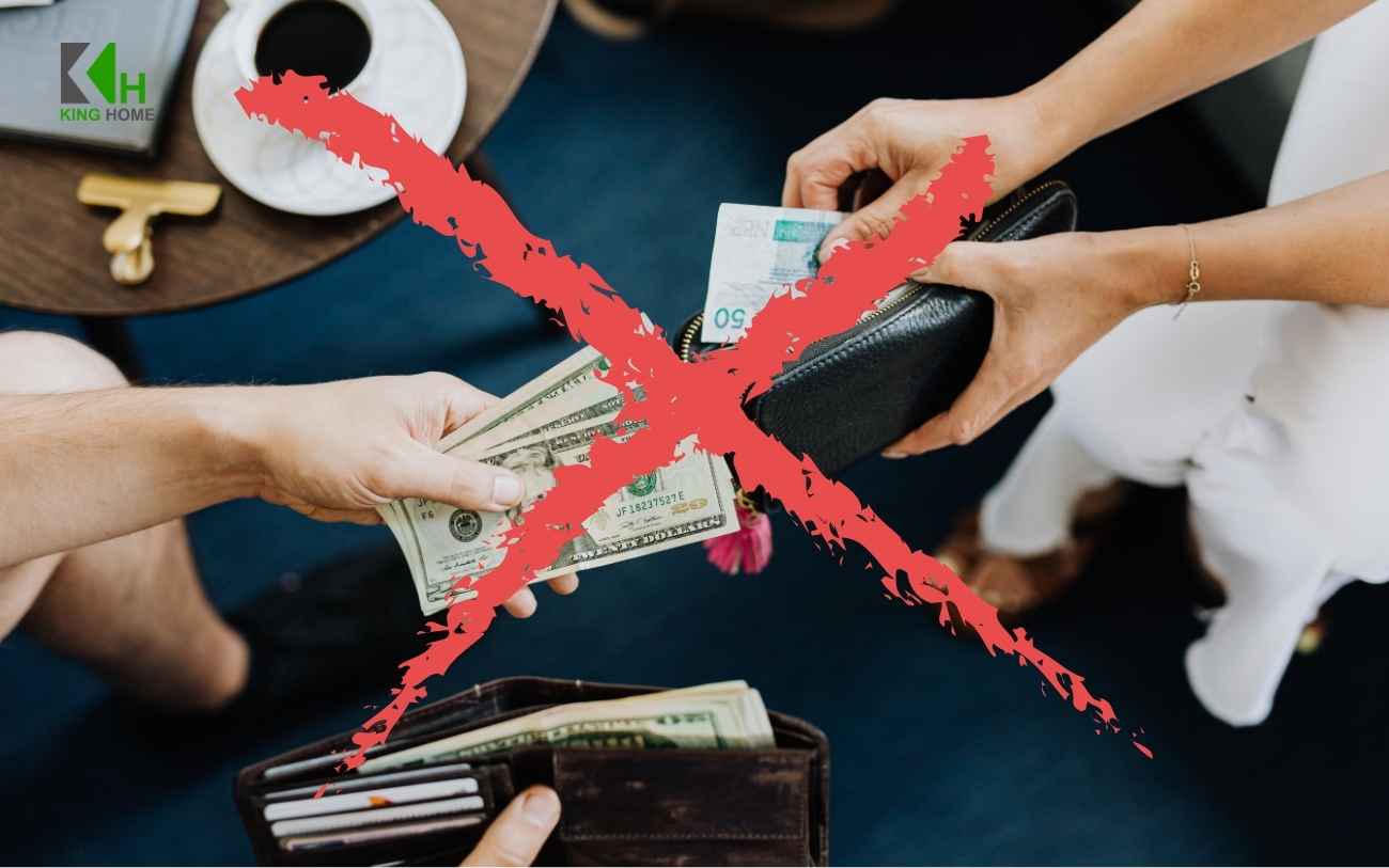Vay vốn có thể giúp gia đình sớm thực hiện kế hoạch xây nhà, nhưng không phải trường hợp nào cũng phù hợp